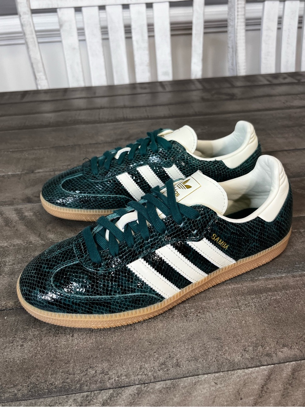 Adidas Women's Samba
OG Snakeskin Pack - Collegiate Green Sz 9.5